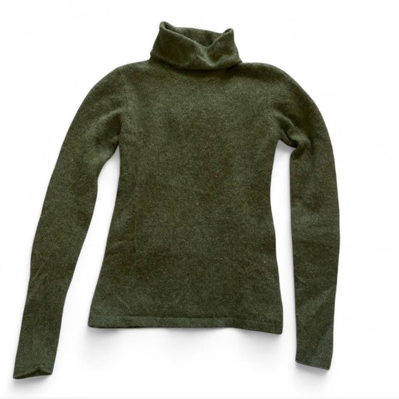 100% Cashmere 90’s Forest Green Turtleneck Sweater - Picture 3 of 4